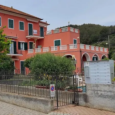Дом отдыха Tricolale Molino Nuovo Andora